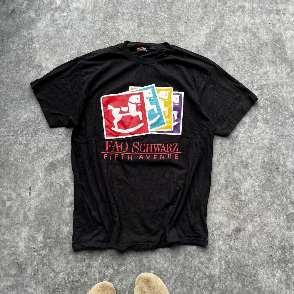 FAO Schwarz T-Shirt Fifth Avenue Mens Sz XL New York Toys Store 90s Tee